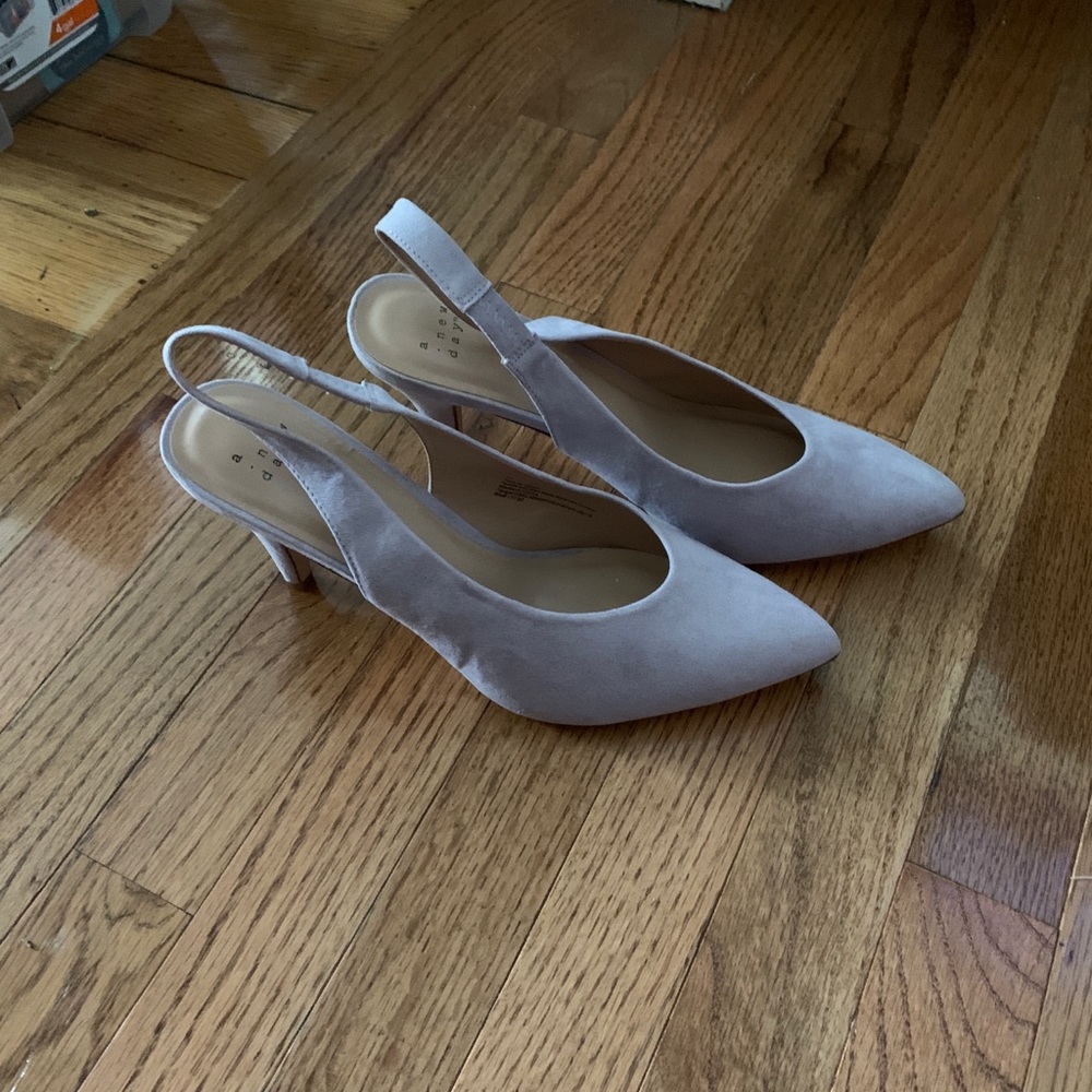 NWOT A New Day Target Lilac Lavendar Kitten Heel